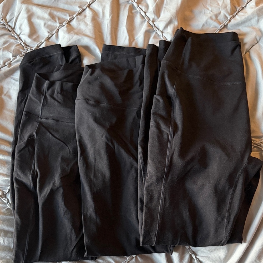 3 stori Women's Black Leggings
